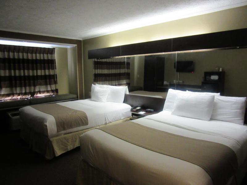 Microtel Inn & Suites By Wyndham Columbia Fort Jackson N Exteriör bild